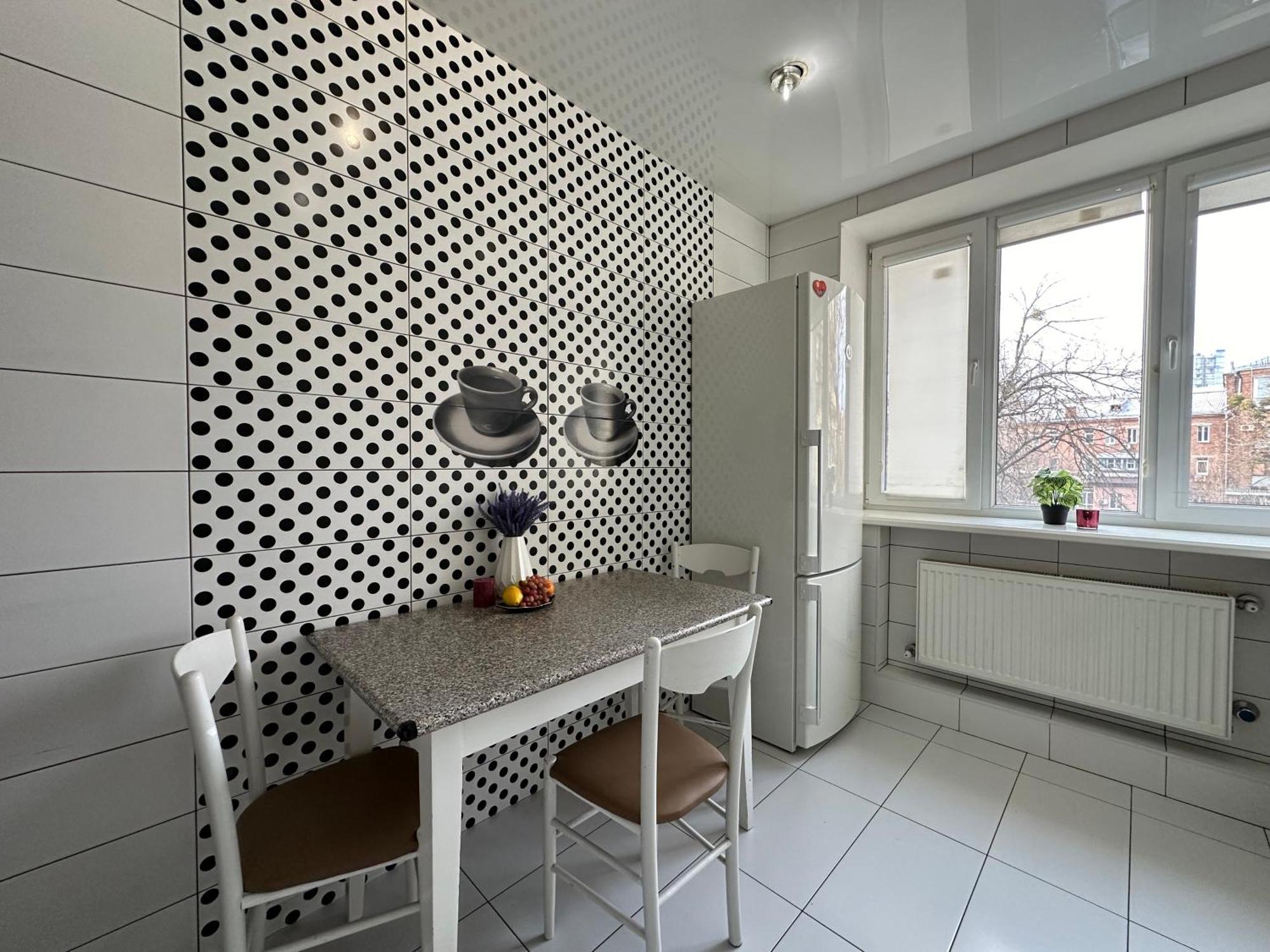 Mironositskaya street Apartment Kharkiv Bagian luar foto